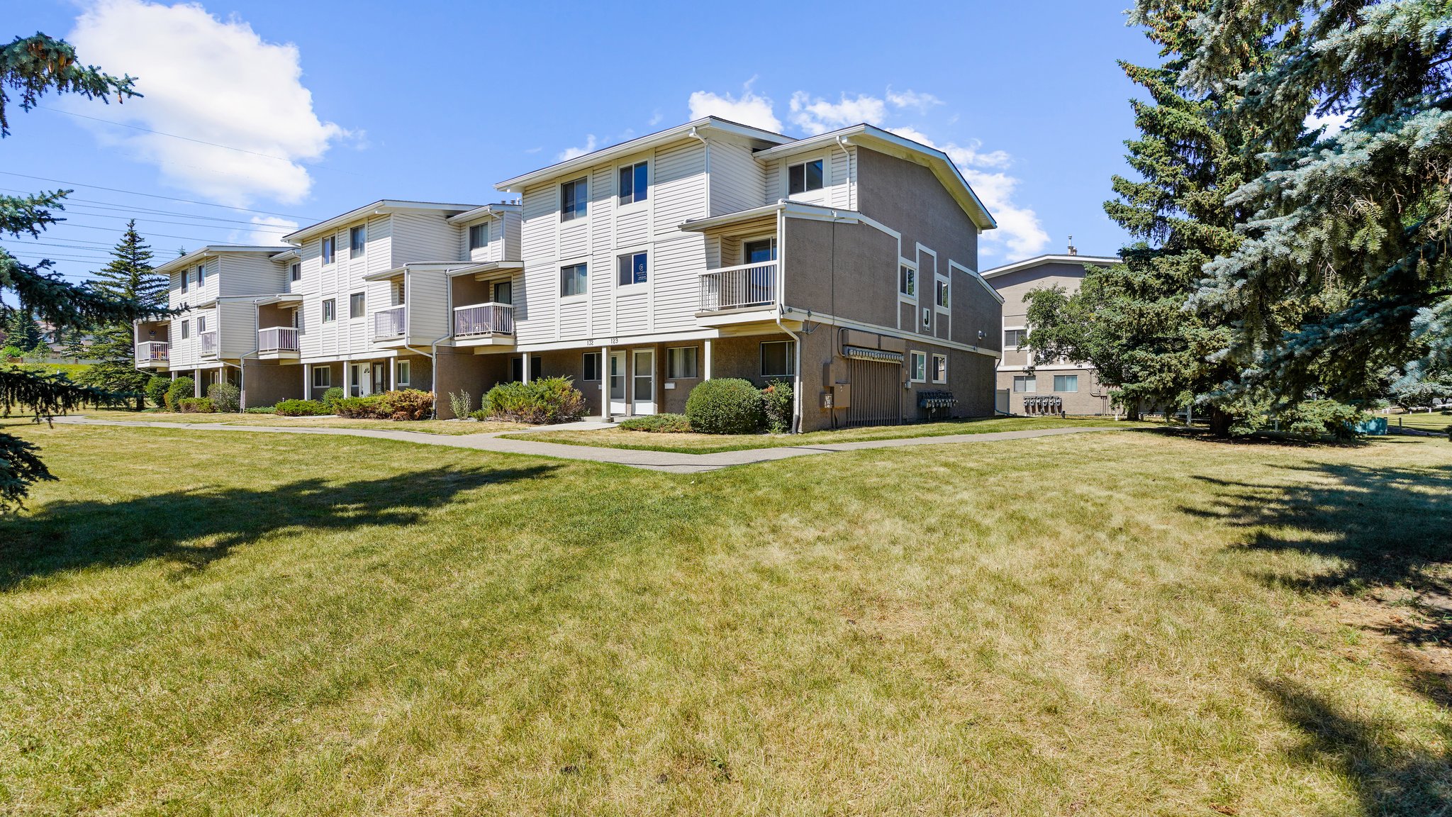 I have sold a property at 3015 51 Street SW Unit#129 in Calgary