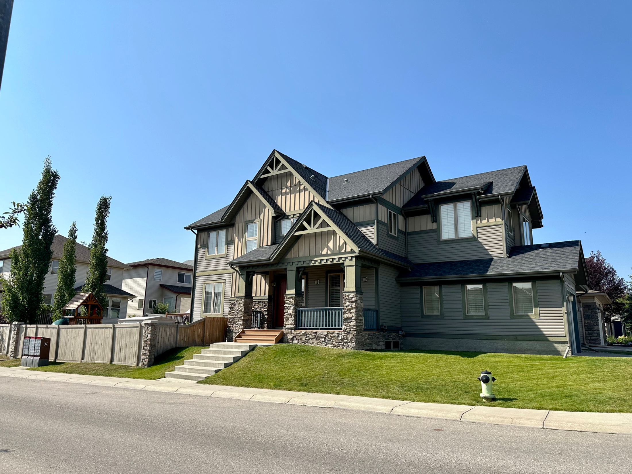I have sold a property at 595 Panamount Boulevard NW in Calgary
