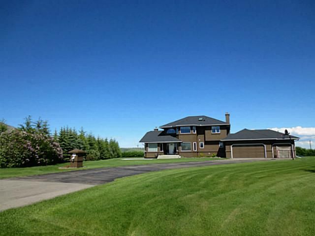 Sold 8 Country Lane Court in North Springbank Rural Rocky View County